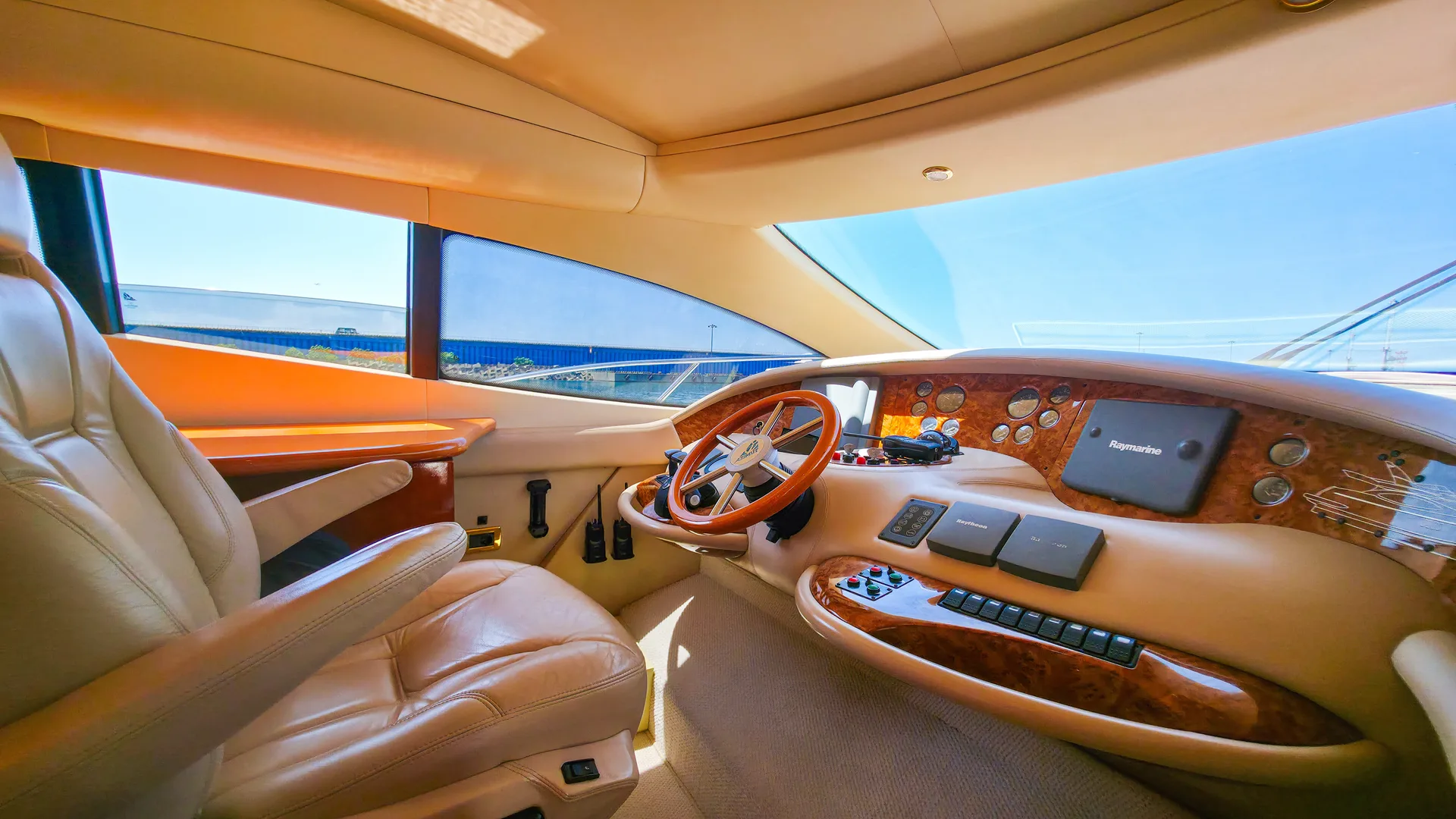 Тайгер (Azimut 68)