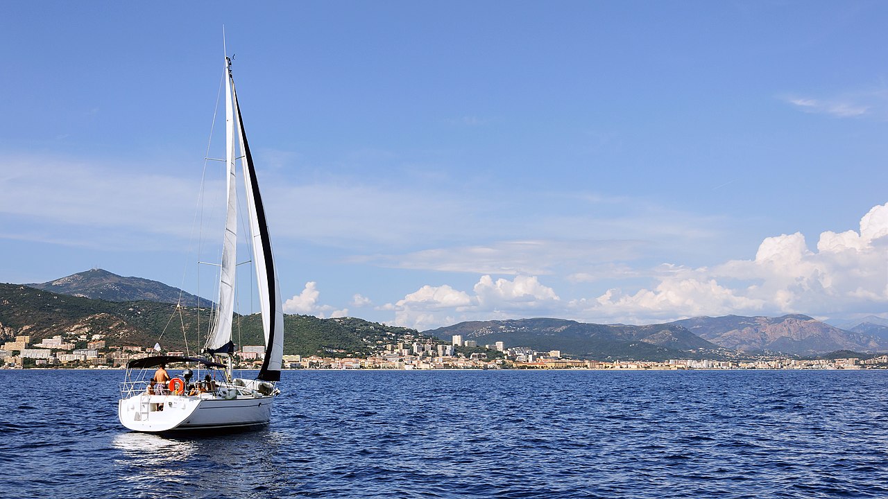 Hanse 415